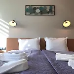 아파트 Bright, Comfortable And Cozy *