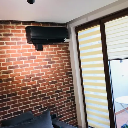 Bright, Comfortable And Cozy Apartment *